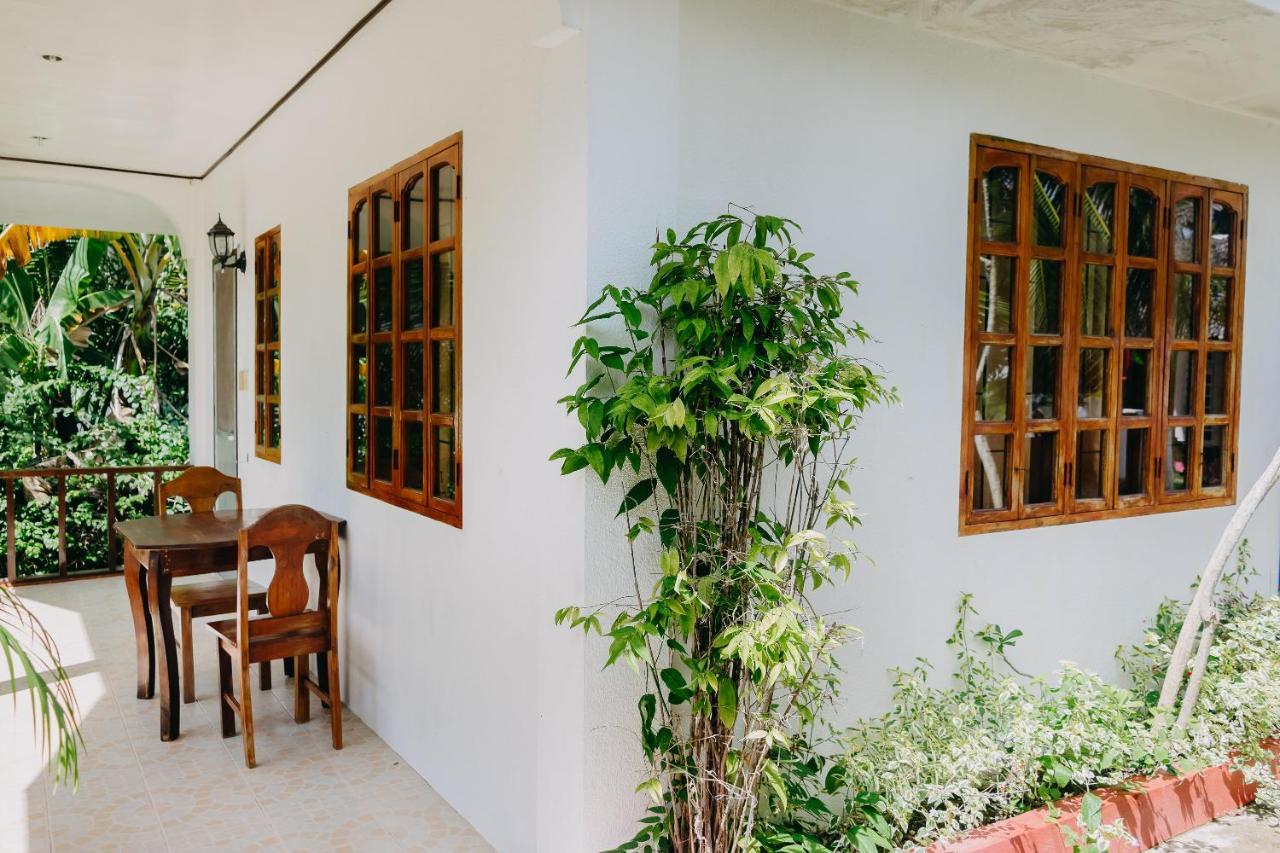 Palmera Palma Private 1-Br Bungalow In Moalboal Ngoại thất bức ảnh